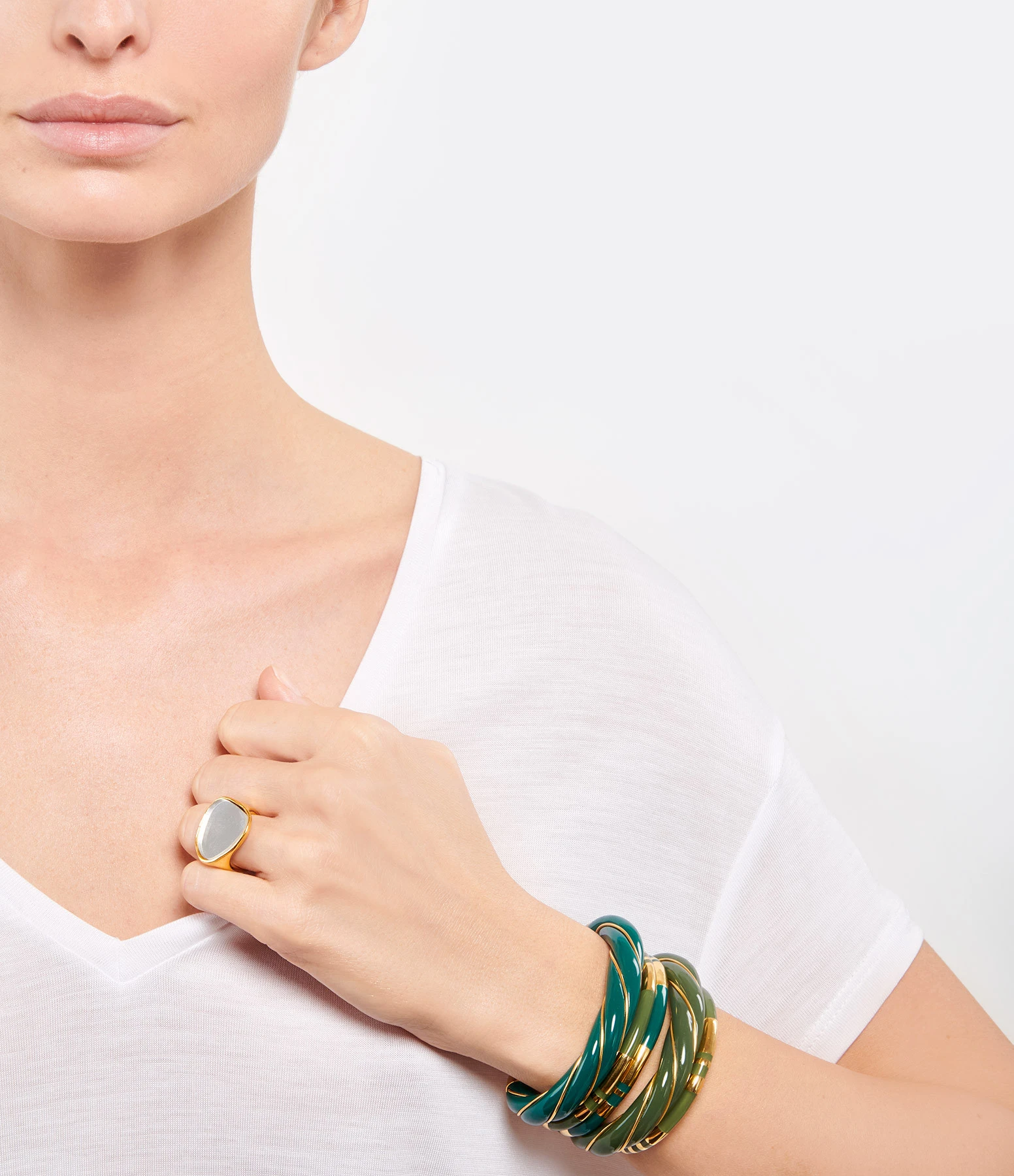 Aurélie Bidermann Jonc Diana Kaki, Exclusivité Lulli 2 Aurélie Bidermann Jonc Diana Kaki, Exclusivité Lulli – Image 2