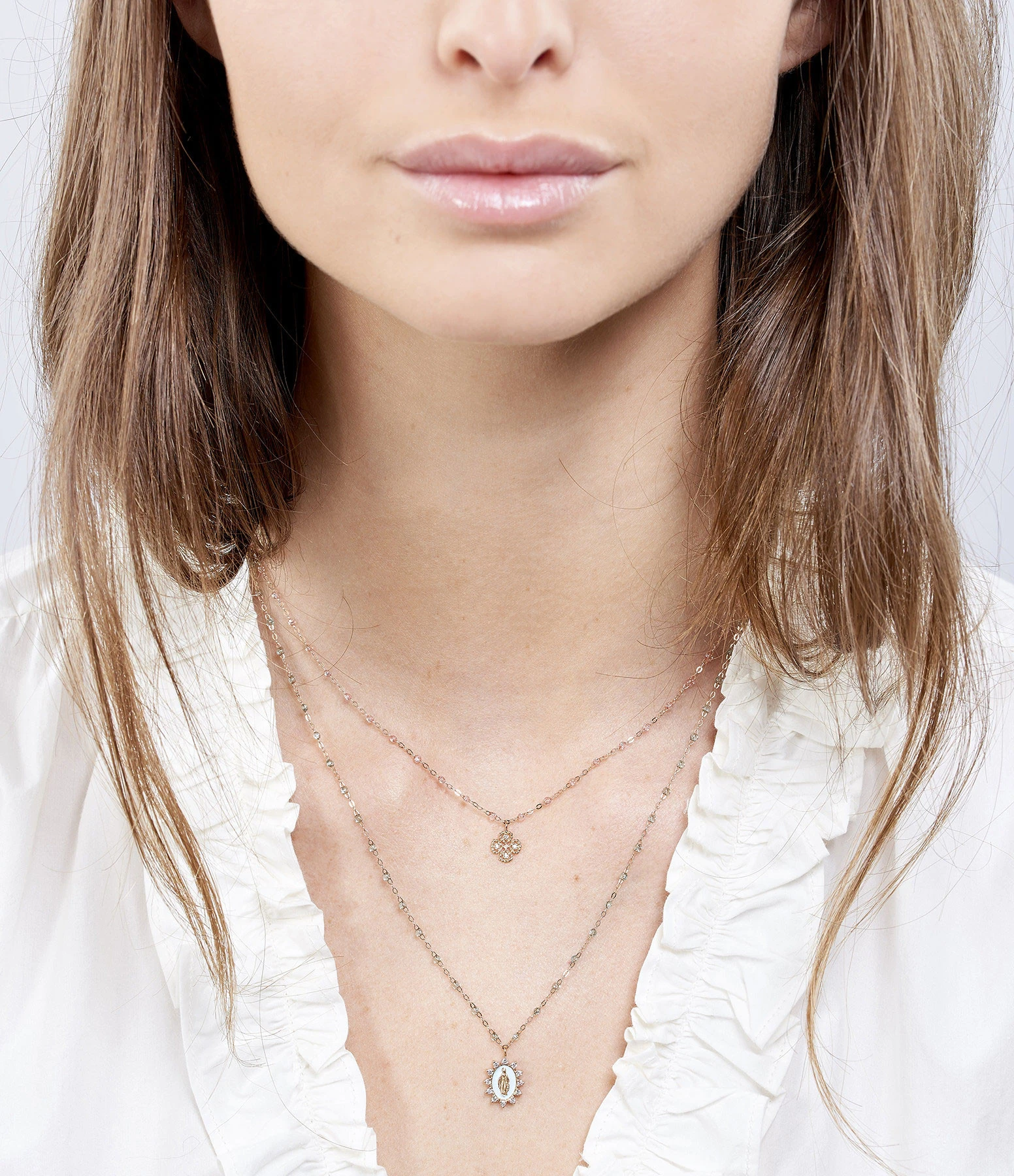 GIGI CLOZEAU Collier Lucky Trèfle Perles Résine Or Diamants 5 GIGI CLOZEAU Collier Lucky Trèfle Perles Résine Or Diamants – Image 5