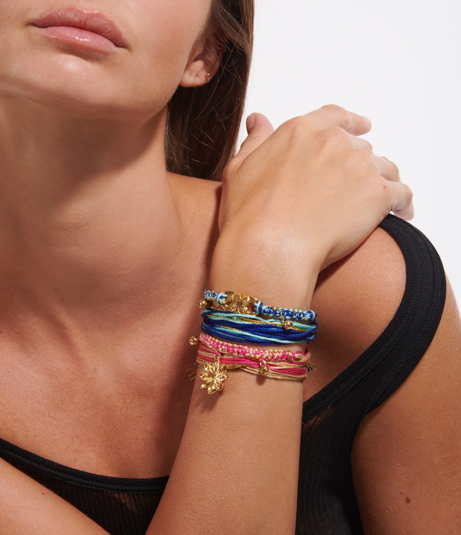 Aurélie Bidermann Bracelet Honolulu Charm Selma Vert Bleu 2 Aurélie Bidermann Bracelet Honolulu Charm Selma Vert Bleu – Image 2