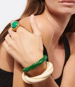 Aurélie Bidermann Jonc Diana Émeraude -Shaker Jewels Magasin abbrf look20221026 243 1