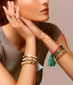 Aurélie Bidermann Jonc Positano Émeraude 9 Aurélie Bidermann Jonc Positano Émeraude -Shaker Jewels Magasin abbrs look20200804 1