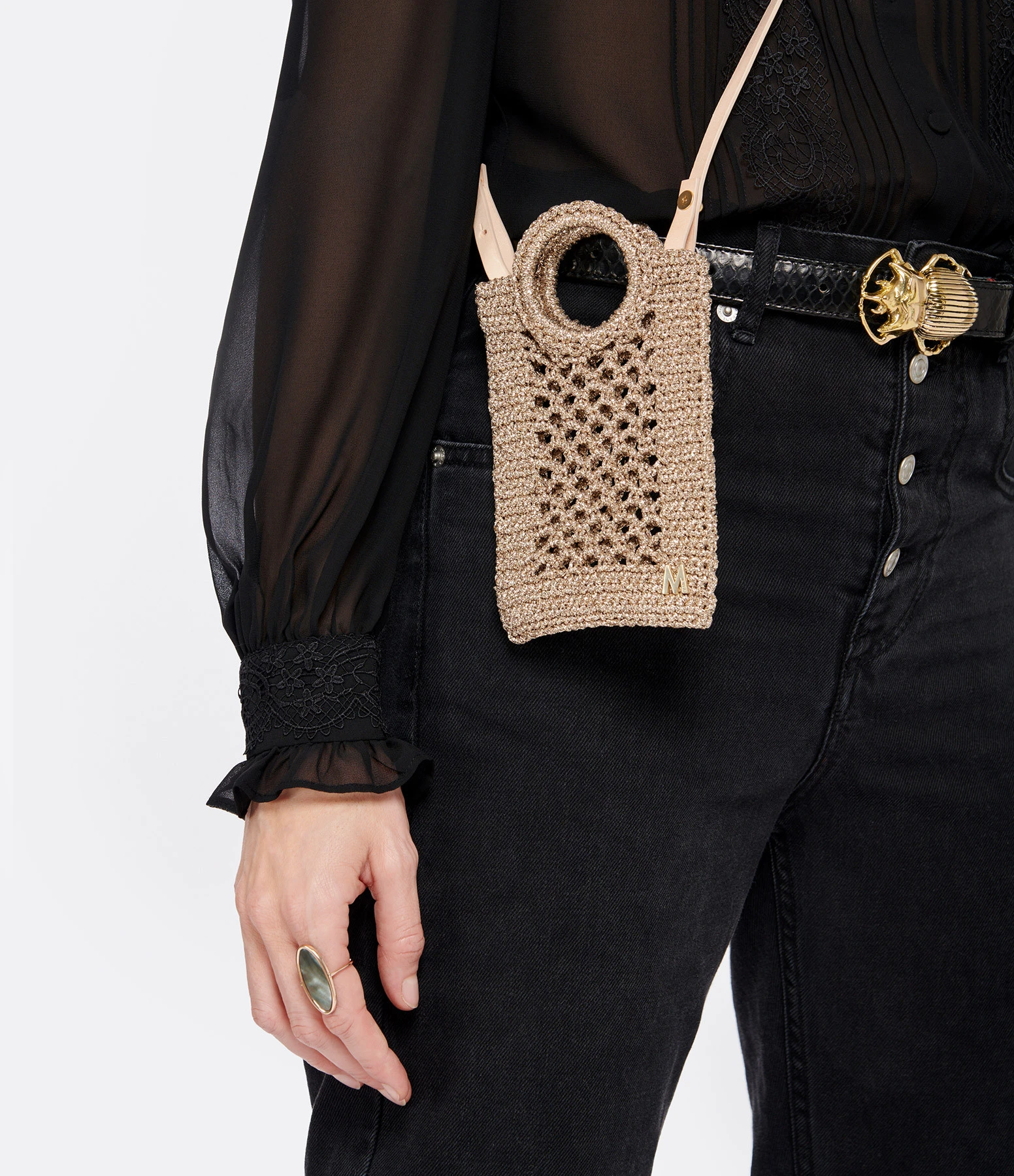 Claris Virot Ceinture Baby Scarabée Doré Python Noir 2 Claris Virot Ceinture Baby Scarabée Doré Python Noir – Image 2