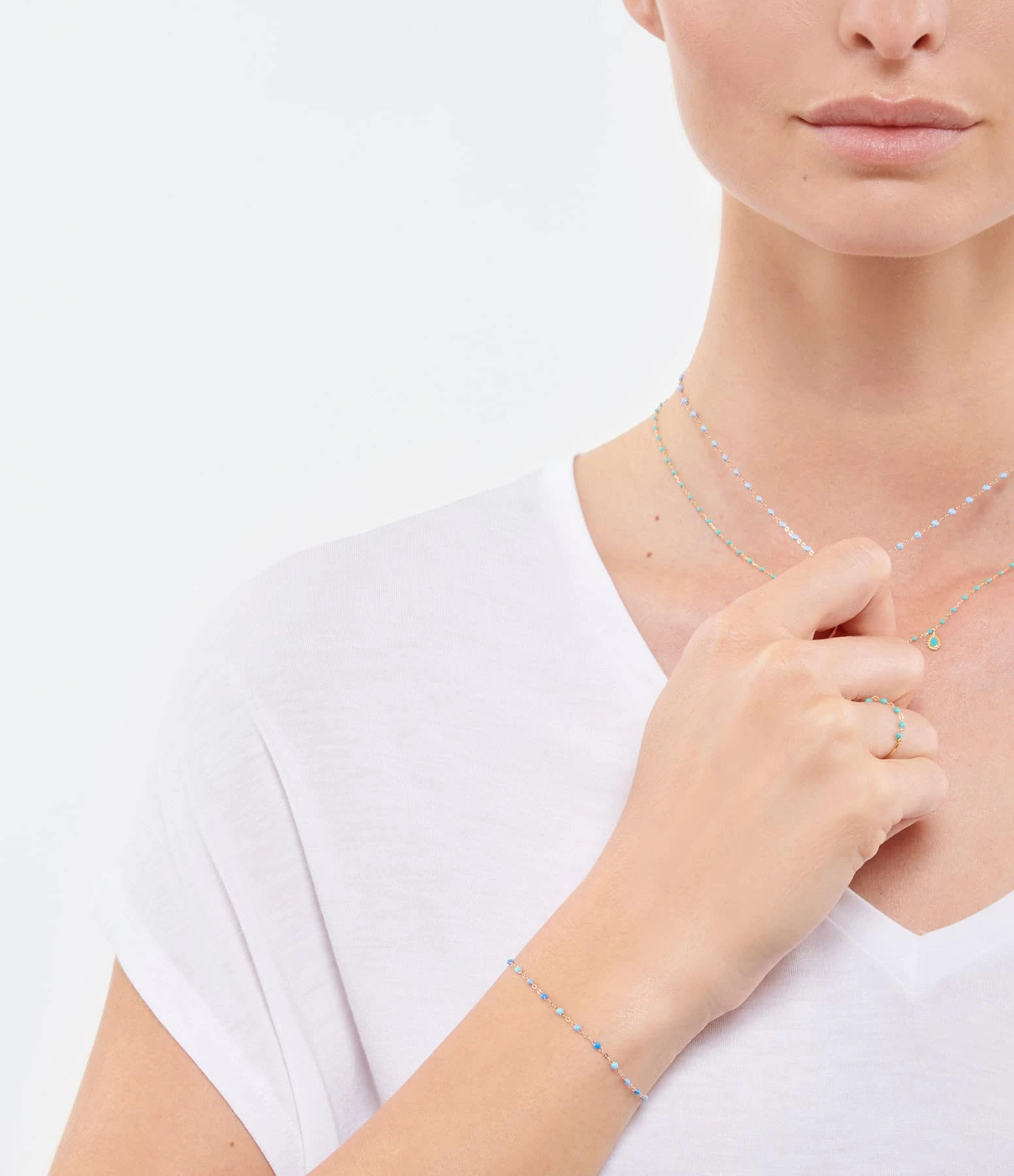 GIGI CLOZEAU Bracelet Perles Résine Bleu Or Rose, Exclusivité Lulli 3 GIGI CLOZEAU Bracelet Perles Résine Bleu Or Rose, Exclusivité Lulli – Image 3