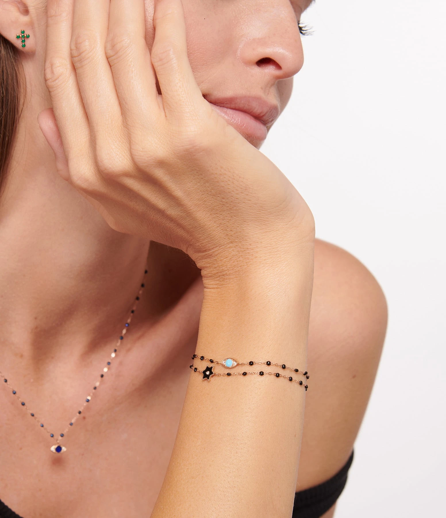 GIGI CLOZEAU Bracelet Étoile Perles Résine Diamants Or Jaune 3 GIGI CLOZEAU Bracelet Étoile Perles Résine Diamants Or Jaune – Image 3