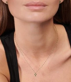 GIGI CLOZEAU Collier Mini Gigi Résine Croix Perlée Diamants Or Jaune 5 GIGI CLOZEAU Collier Mini Gigi Résine Croix Perlée Diamants Or Jaune -Shaker Jewels Magasin clozb look20221013 57 2