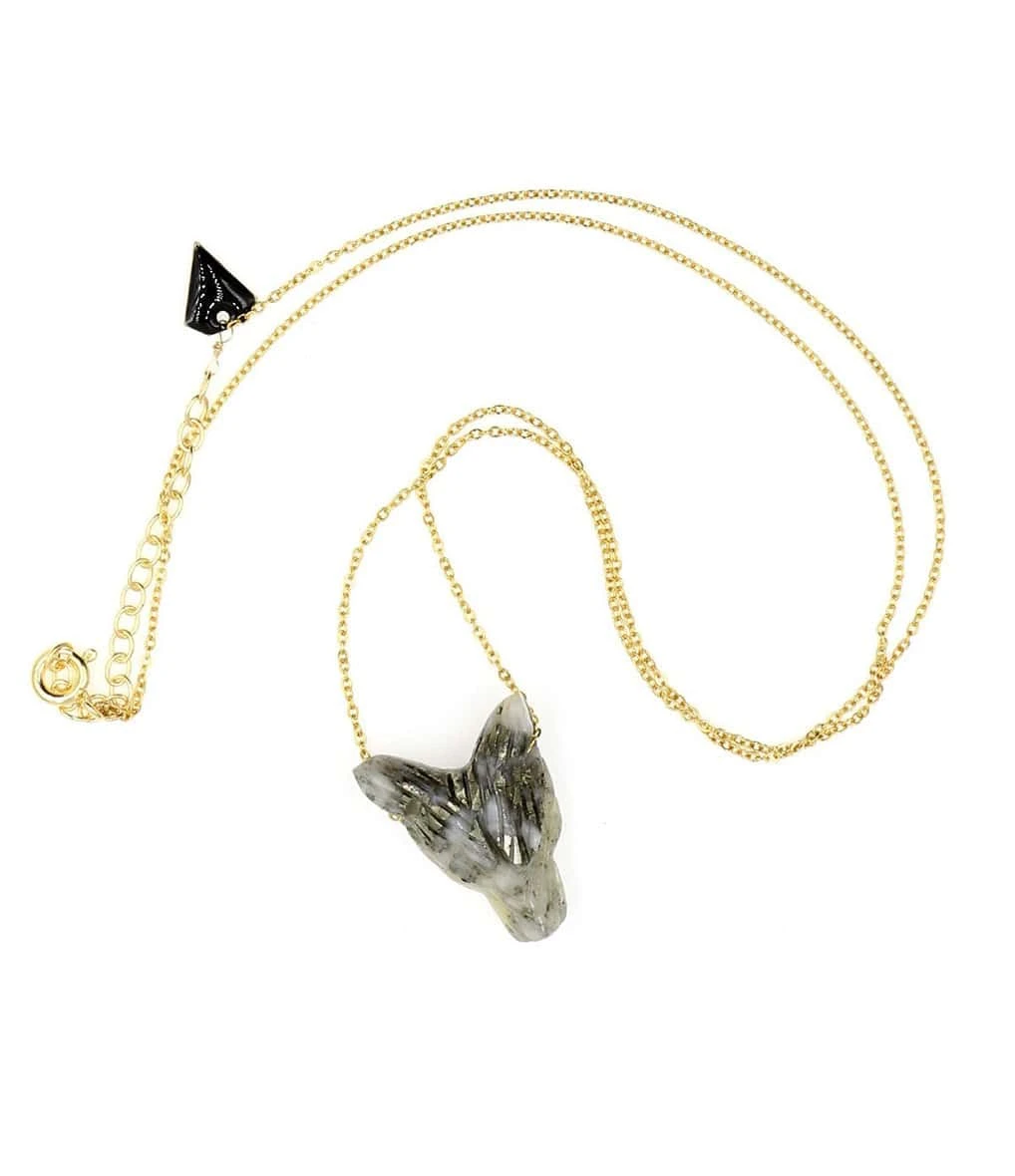MON PRECIEUX GEM Collier Loup Calcédoine Blanche 2 MON PRECIEUX GEM Collier Loup Calcédoine Blanche – Image 2