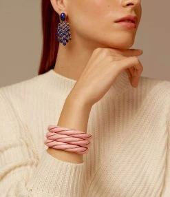 Aurélie Bidermann Jonc Diana Rose Pâle -Shaker Jewels Magasin diana pink twisted bangle 1