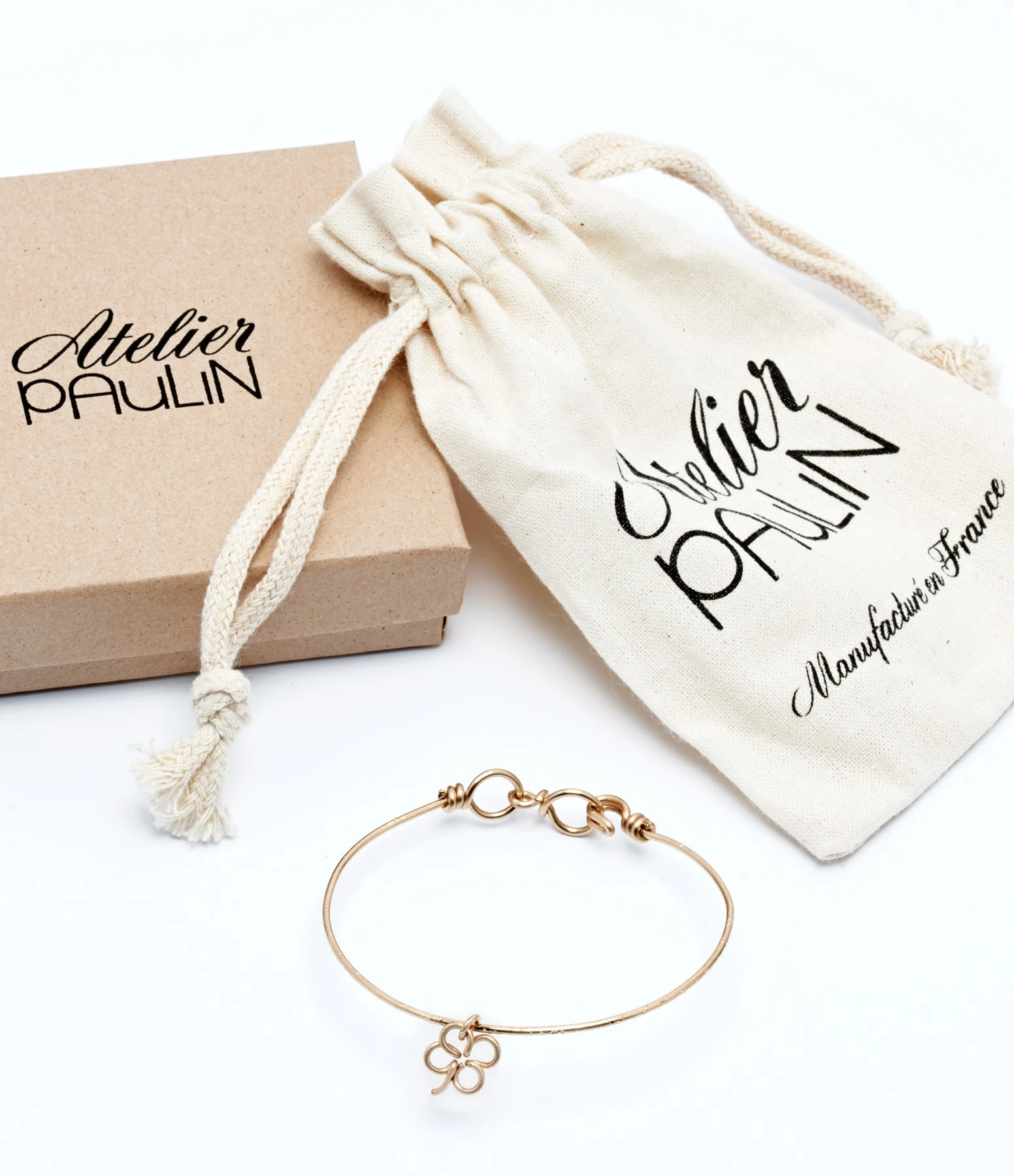 ATELIER PAULIN Jonc Pampille Trèfle Gold Filled Martelé, Exclusivité Lulli 2 ATELIER PAULIN Jonc Pampille Trèfle Gold Filled Martelé, Exclusivité Lulli – Image 2