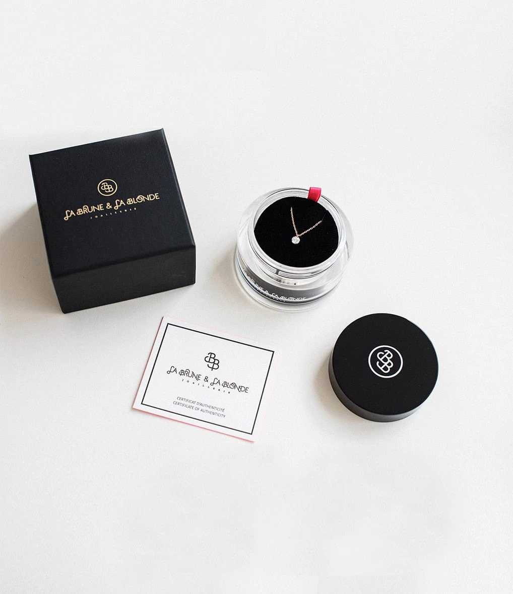 LA BRUNE & LA BLONDE Collier Mini Confetti Tsavorite Or Jaune 3 LA BRUNE & LA BLONDE Collier Mini Confetti Tsavorite Or Jaune – Image 3