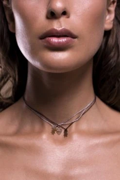 Ginette NY Collier Mini Boy Soie Or Rose 5 Ginette NY Collier Mini Boy Soie Or Rose -Shaker Jewels Magasin gincm look20200610 8