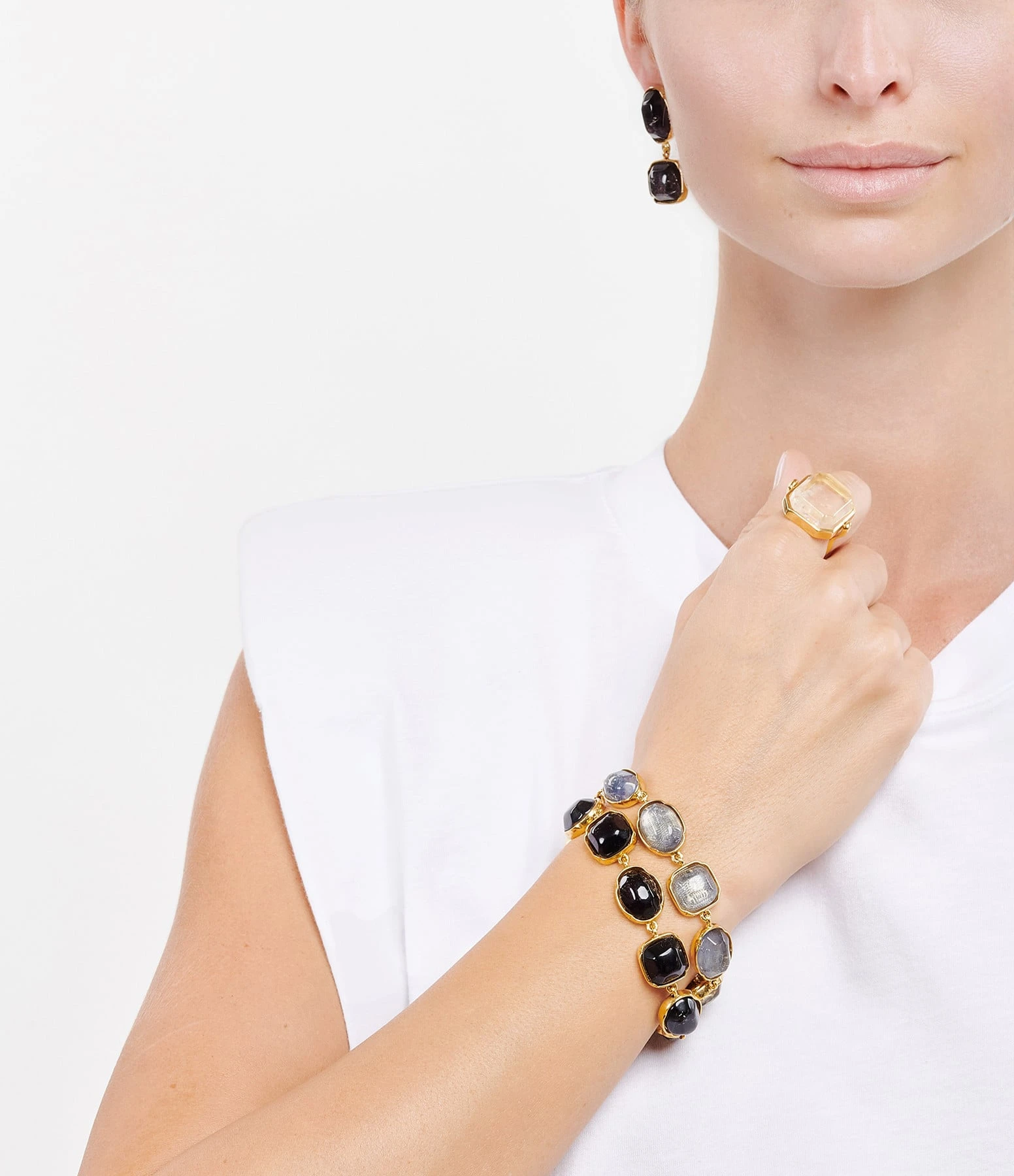 GOOSSENS PARIS Bracelet Cabochon Cristal De Roche Bleu Denim 3 GOOSSENS PARIS Bracelet Cabochon Cristal De Roche Bleu Denim – Image 3