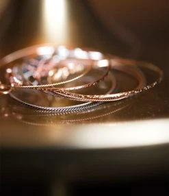 ATELIER PAULIN Jonc Fil Nude Pur Gold Filled Rose 6 ATELIER PAULIN Jonc Fil Nude Pur Gold Filled Rose -Shaker Jewels Magasin groupe bracelet nude 3 1