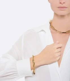 LAUREN RUBINSKI Bracelet Small Émail Noir Or Jaune 6 LAUREN RUBINSKI Bracelet Small Émail Noir Or Jaune -Shaker Jewels Magasin laure look20211019 242