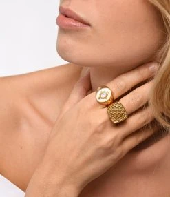 LES FÉLICITÉS Chevalière Harmonie 7 Pierres De Protection 7 LES FÉLICITÉS Chevalière Harmonie 7 Pierres De Protection -Shaker Jewels Magasin lesfe look20230113 175