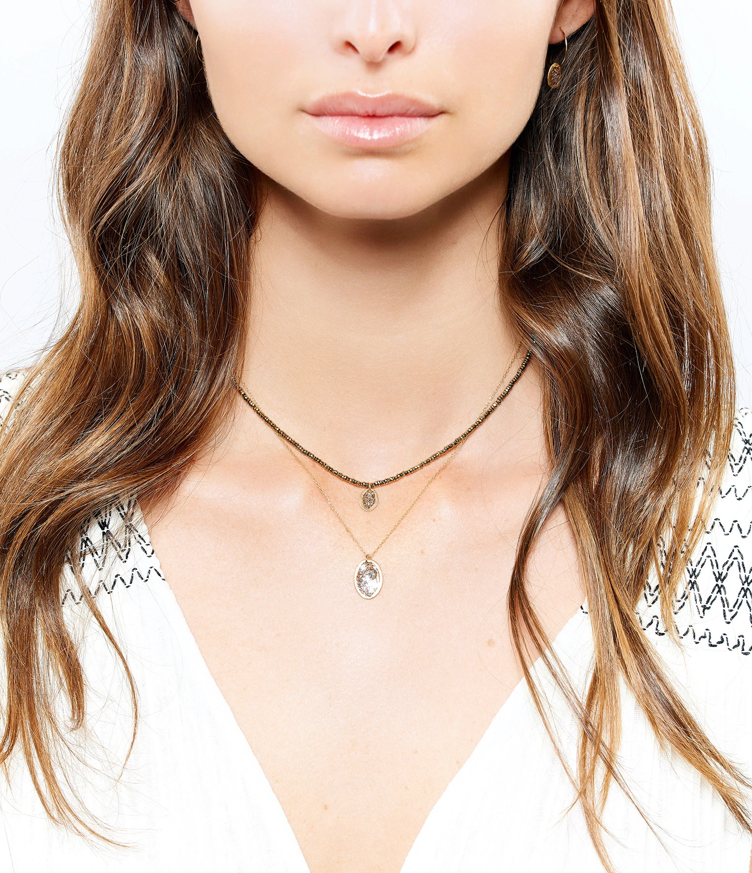 LSONGE Collier Eclat Médaille XS Argent Doré Hématite Kaki 2 LSONGE Collier Eclat Médaille XS Argent Doré Hématite Kaki – Image 2