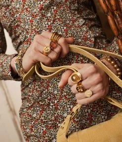 GOOSSENS PARIS Bague Cabochon Carré Cristal De Roche Vieux Rose -Shaker Jewels Magasin lullijanv2022 4661 fp 1 1