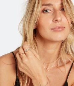 NAVA JOAILLERIE Bague Cheyenne Losange Double Diamants Or Rose -Shaker Jewels Magasin navab look20221205 291