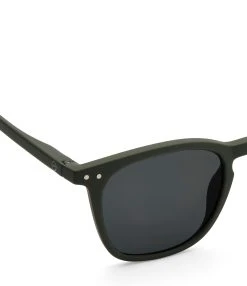 IZIPIZI Lunettes De Soleil #E La Trapèze Kaki 6 IZIPIZI Lunettes De Soleil #E La Trapèze Kaki -Shaker Jewels Magasin slmsec25 2 izi e sun kakigreen vue3